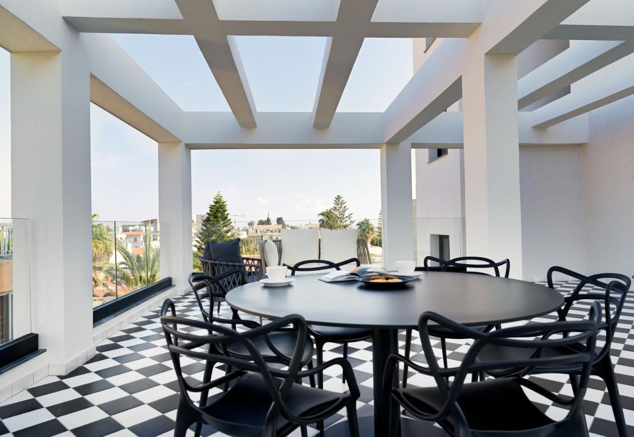 Liv The City Suites Adults Only ลาร์นาคา ภายนอก รูปภาพ