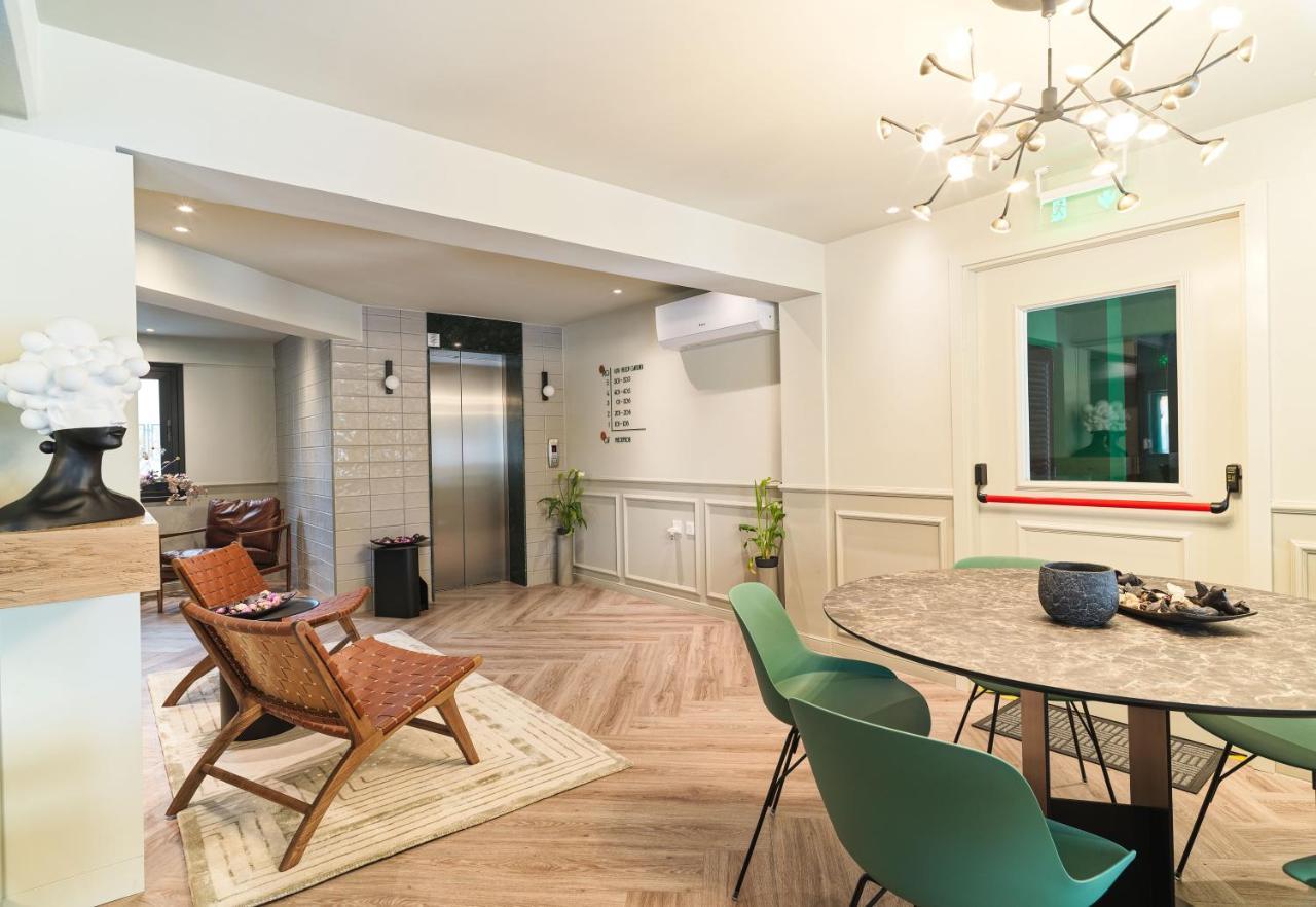 Liv The City Suites Adults Only ลาร์นาคา ภายนอก รูปภาพ