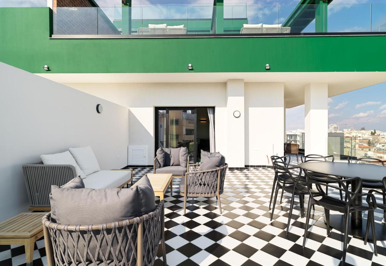 Liv The City Suites Adults Only ลาร์นาคา ภายนอก รูปภาพ