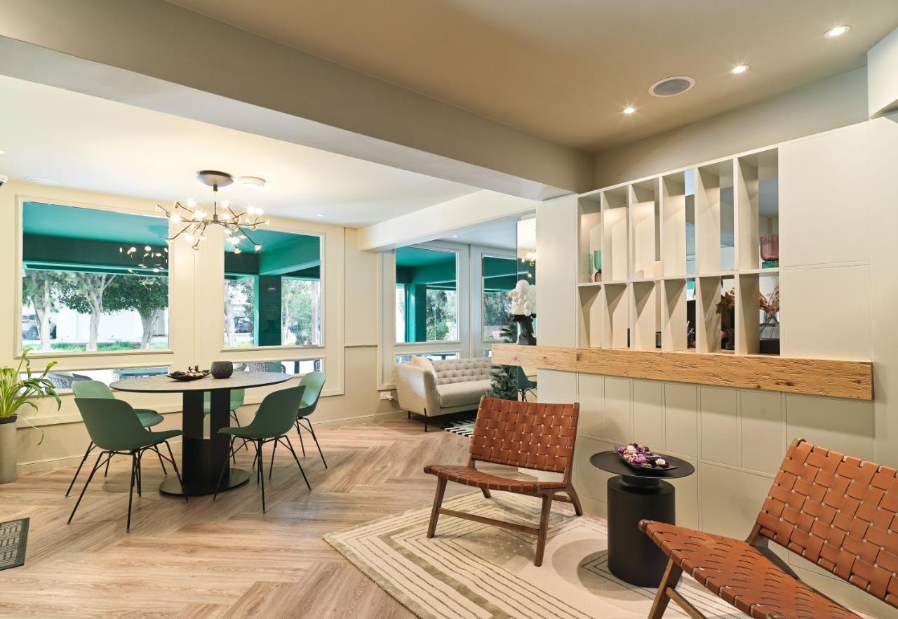 Liv The City Suites Adults Only ลาร์นาคา ภายนอก รูปภาพ